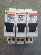 3 x  disjoncteur declic