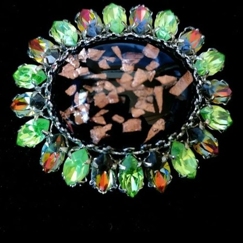 Broche vintage fleur - dorée, en