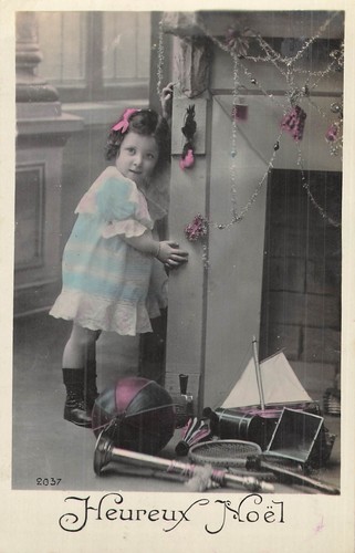 Noel petite fille contre - petite,