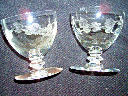 Très anciens verres - très, en