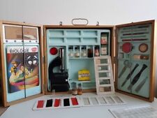 Jeu vintage la mallette "le docteur en biologie"