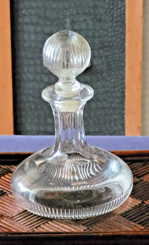 Flacon verre moule - verre, vide