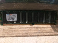 Barrette mémoire D1D33 0726451 PC2700U 2533 B 512 Mb 7096100502 1904 Dane Elec