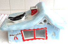 maison de noël en porcelaine