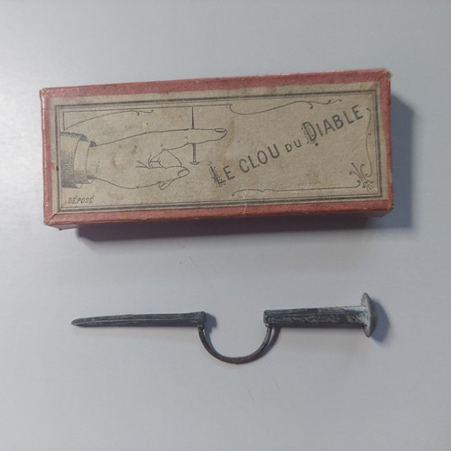 Jeu magie ancien clou du - le,