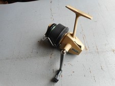 Ancien moulinet de pêche  galion  12 r  en bon etat