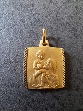 Pendentif En Plaqué Or Saint