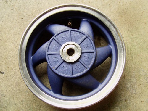 Roue jante arriere scooter - roue,