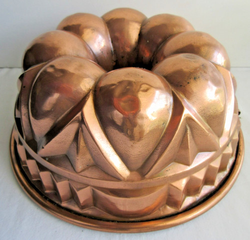 Ancien moule gâteau - à,