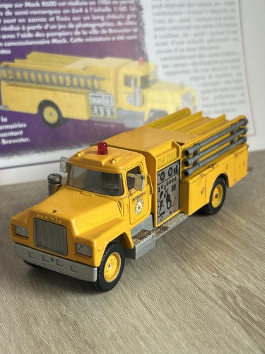 R1690 camion miniature - camion,
