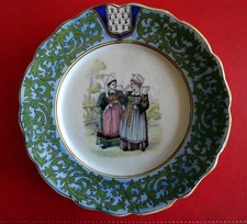 Assiette en faïence de