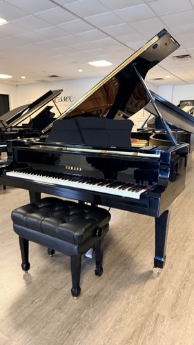 Yamaha 7ft 4in semi - semi, concert