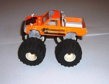 TOYOTA MONSTER TRUCK  MAJORETTE