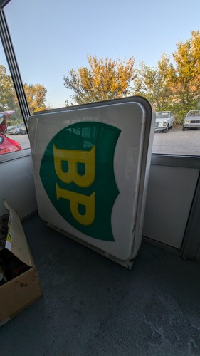 Enseigne station service - station,