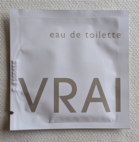 Echantillon eau toilette - eau, de