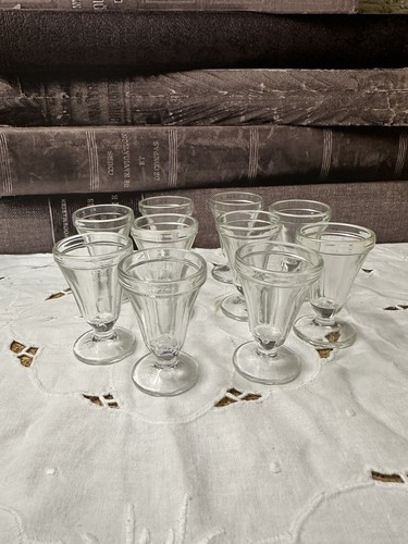 Verres liqueur anciens - 10,