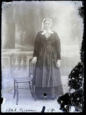 FRANCE Costume traditionnel Femme c1900 Photo NEGATIVE Plaque 9x12 cm Vintage