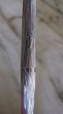 RARE SUPERBE STYLO ROLLER PARKER 180 PL. ARGENT FINITION ECORCE