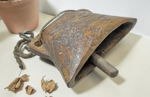 Cloche bois antique - en,