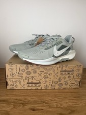 Baskets Running Nike ReactX Pegasus Trail 5 Taille 45,5 11.5 Neuf DV3864-304