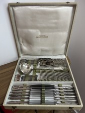 ménagère en métal argenté