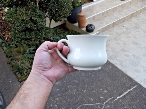 Grande tasse bouillon - , faience