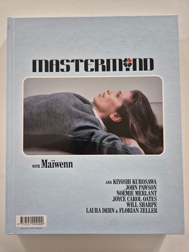 Magazine book mode fashion