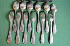 COFFRET  ARGENT  84gr  MENAGERE  ERCUIS  12  COUVERTS  TRES BON  ETAT