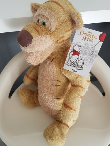 Disneystore peluche tigrou - disneystore,