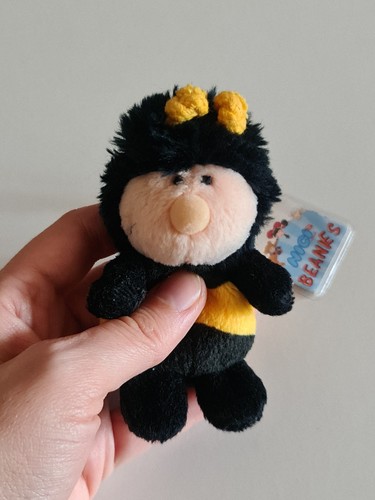 Nici peluche abeille