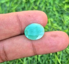 Belle pierre précieuse lâche