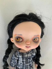 Petite fille Addams Mecredi