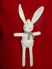 Doudou Peluche Lapin Blanc Echarpe Gris Je T'aime Petit Bateau