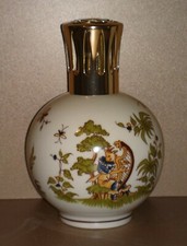 Ancienne lampe BERGER porcelaine DÉCOR MOUSTIERS XVIII catalyse diffuseur parfum