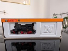 Arnold N 2242 locomotive à