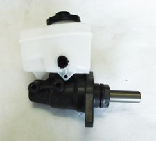 Pour Toyota Land Cruiser KDJ120/125 3.0TD -D4D LHD Maître-cylindre Frein 09/