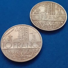 2 Pièces de 10 francs Mathieu République française 1979 et 1987 TTB nettoyées.