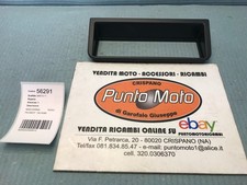 Façade d'autoradio pour Peugeot 106