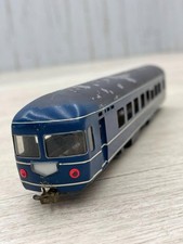 Train bleu Nahanev écartement