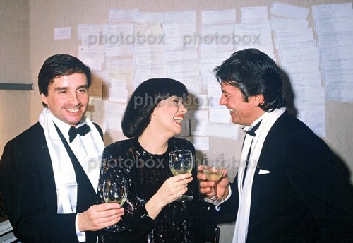 Mireille mathieu exclusive - mathieu,