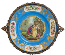 Coupe porcelaine dlg Sèvres decor fleurs scène galante monture bronze doré 19ème
