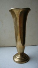 VASE EN BRONZE ANCIEN TRES