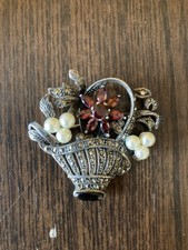 Broche Panier De Fleur Argent