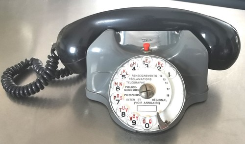 Téléphone ancien cadran - ancien,