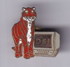 RARE PINS PIN'S ..  AUTO OIL