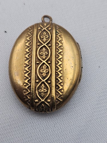 Reliquaire pendentif medaillon - reliquaire,