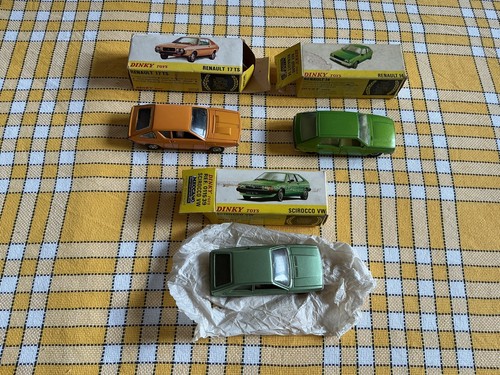 Lot miniatures dinky toys - dinky, r17