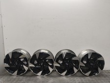 9WC3424585671 JEU DE JANTES / J18X7J55E76 / 6589200 POUR SUBARU XV GT 2.0 I AW