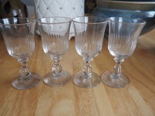 4 verres Baccarat ancien forme