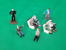 LOT DE 9 PERSONNAGES AU 1/43 - VOIR DETAILS
